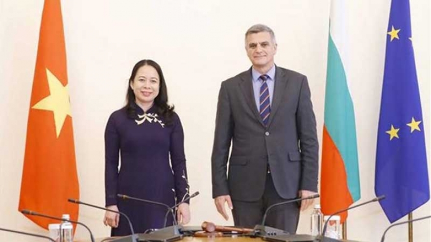 Vice President meets acting Prime Minister, Foreign Minister of Bulgaria